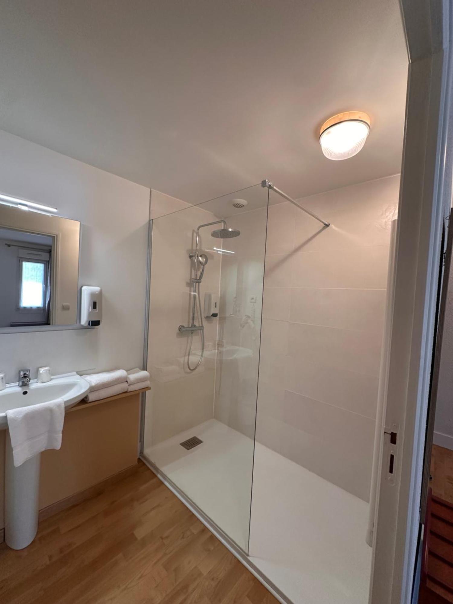 Hotel - Domaine De La Blanchardiere - Le Mans Changé Dış mekan fotoğraf