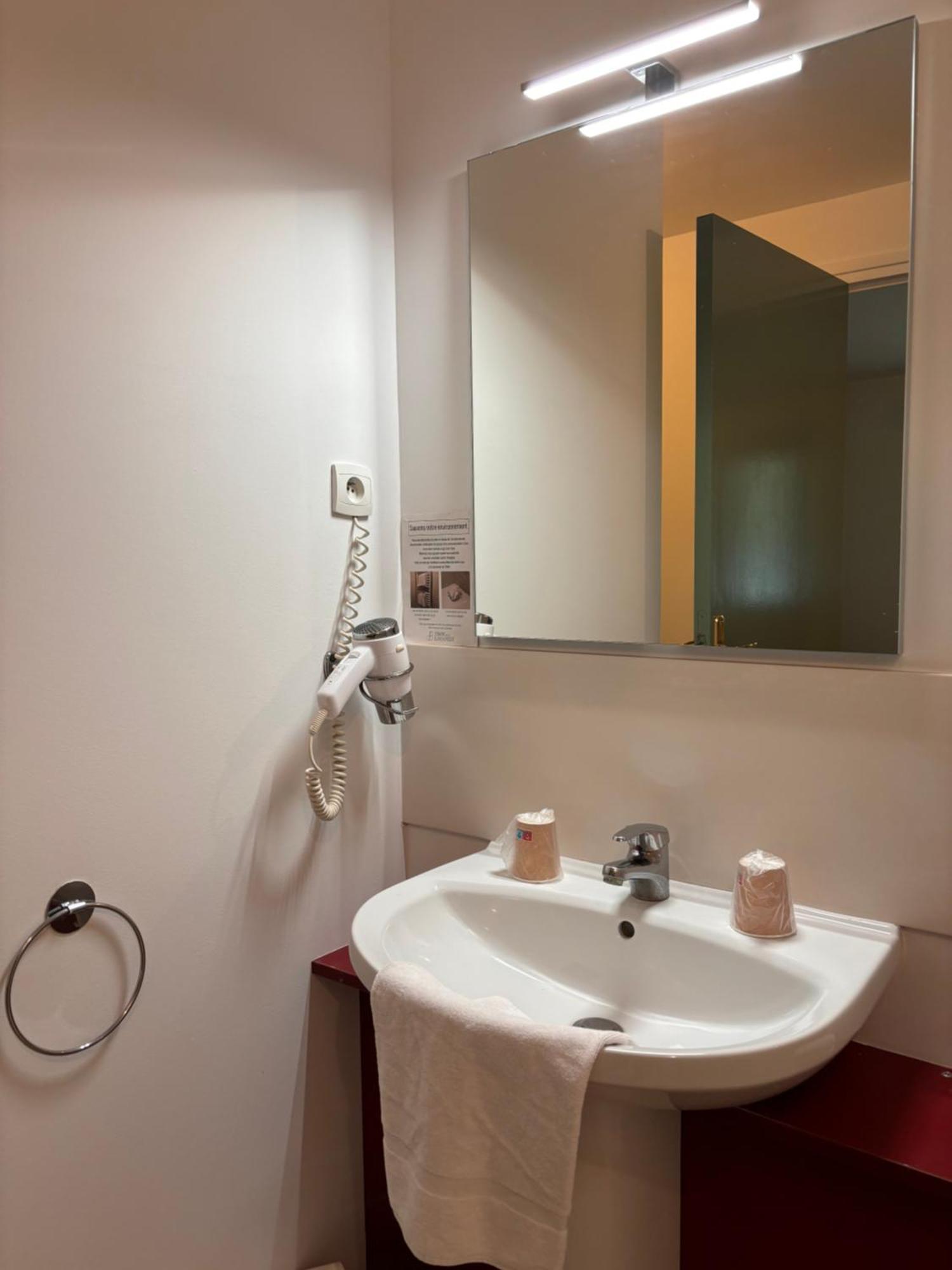 Hotel - Domaine De La Blanchardiere - Le Mans Changé Dış mekan fotoğraf