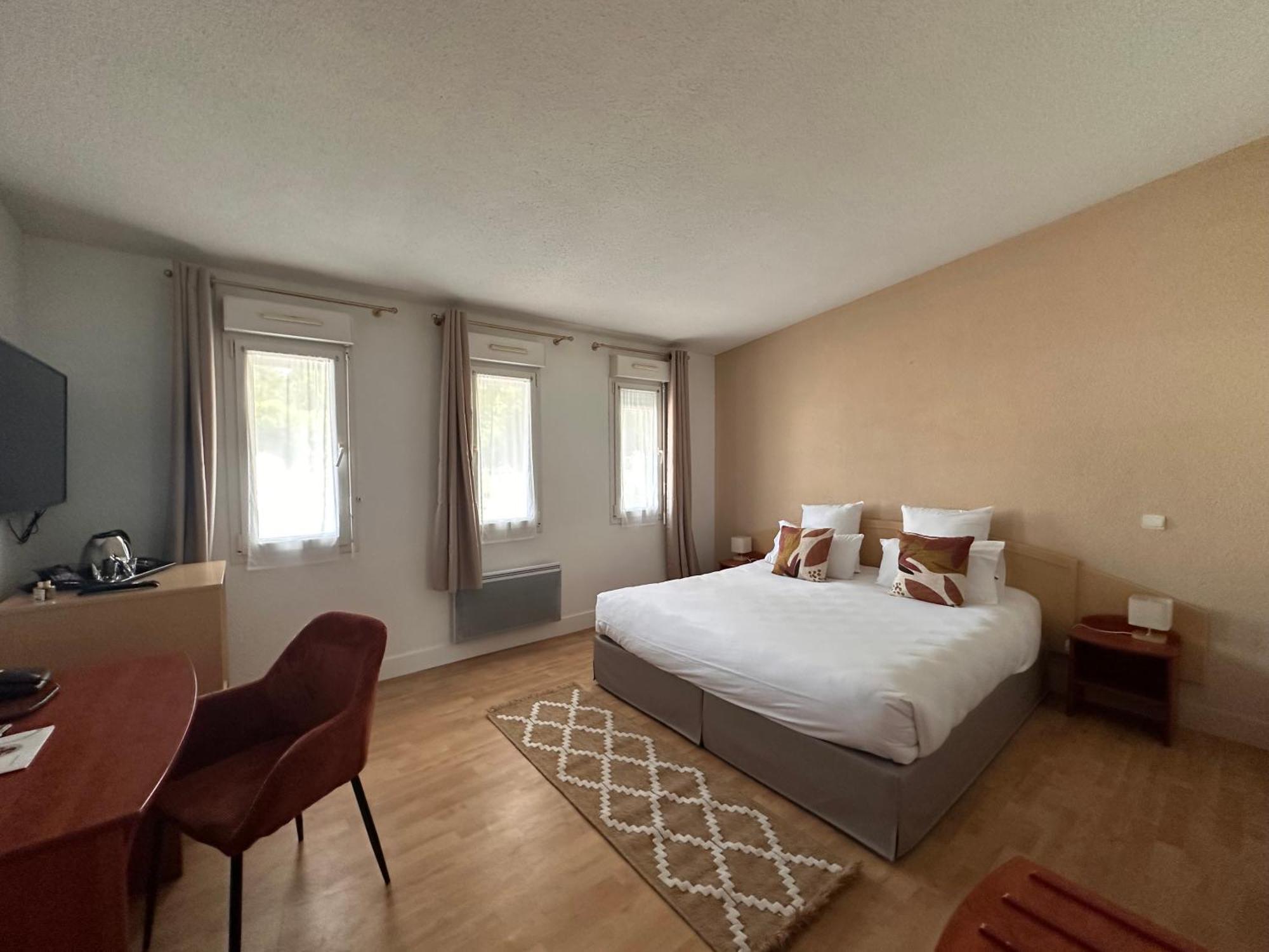 Hotel - Domaine De La Blanchardiere - Le Mans Changé Dış mekan fotoğraf